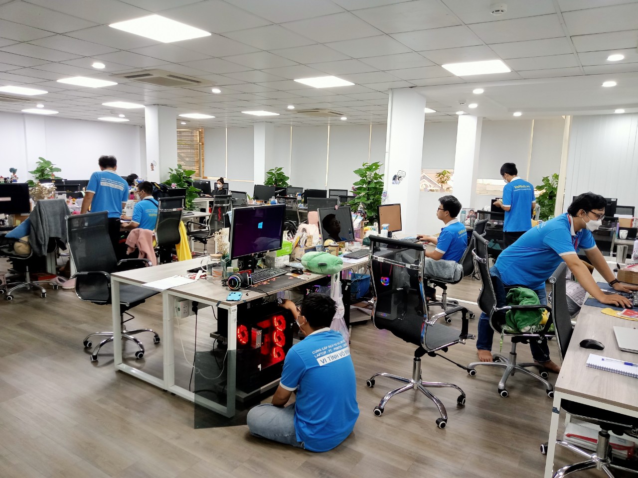 Đội ngũ IT Võ Minh