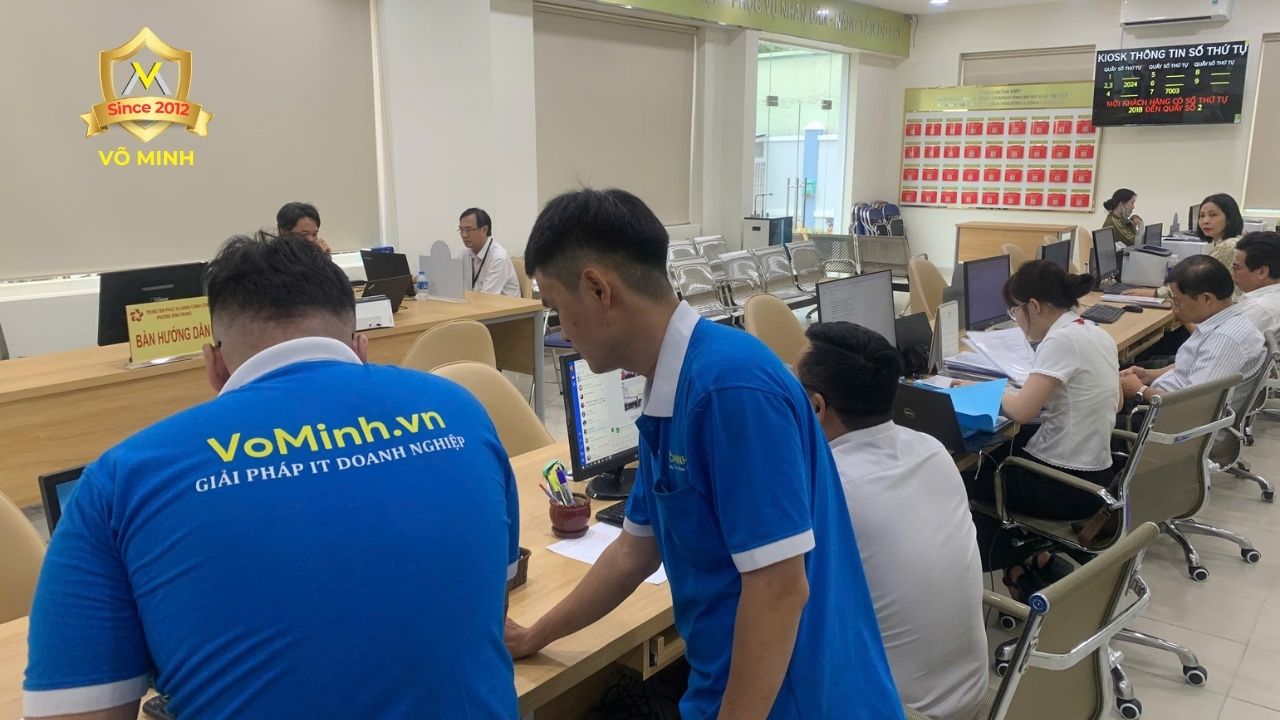 Võ Minh đồng hành cùng UBND trong quá trình sáp nhập hành chính công